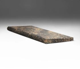 Накладная прямая ступень 1200*350*30, м/р: Гора Токимовка(полированная, полированная фаска 5*5 и торец по одной стороне)